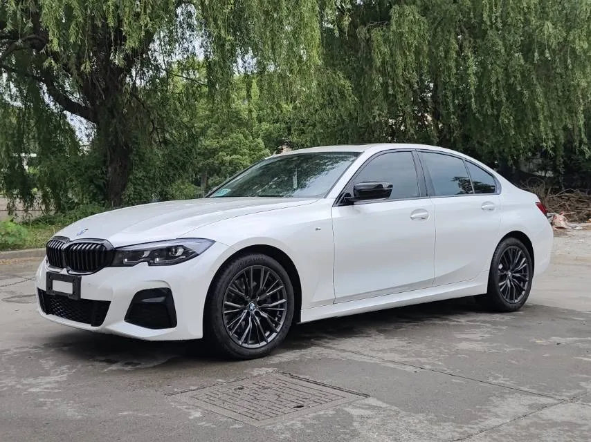 2022 BMW 3 Series 330i M Sport Night Line