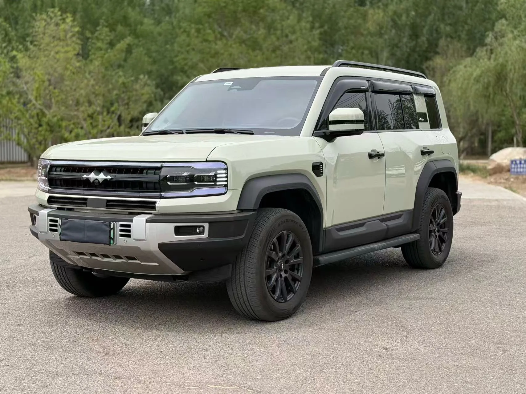Leopard 5 2023 Model Year Navigation Edition