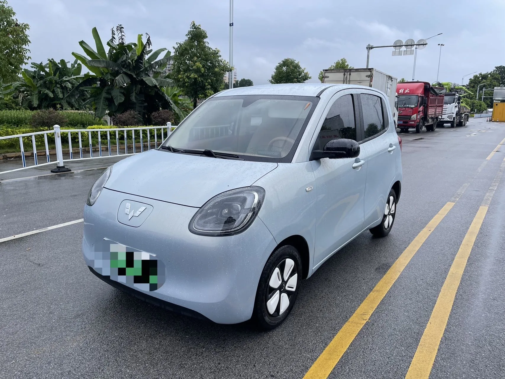 Wuling 2025 Hongguang MINI EV Four-Door Advanced Model Automatic