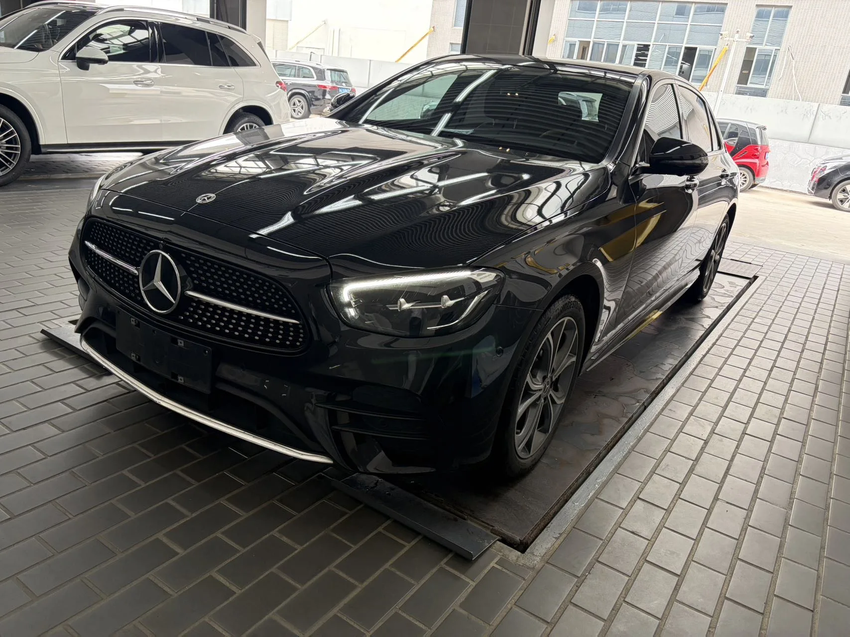 Mercedes-Benz E-Class 2023 E 300 L Sport Style