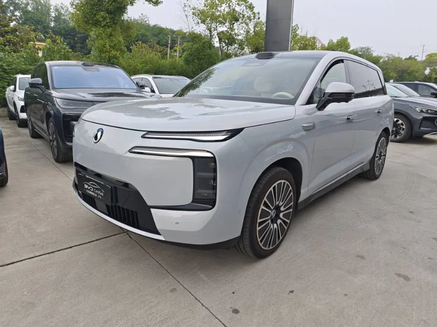 Denza 2025 Denza N8L 2.0T CVT Flagship Automatic