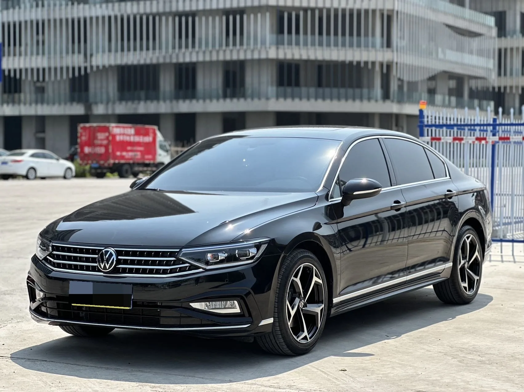 Volkswagen 2023 Magotan 2.0TSI 330TSI 2 Millionth Unit Commemorative Edition Leading Model Automatic Transmission