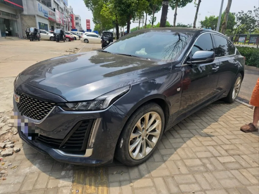 2022 Cadillac CT5 28T Luxury