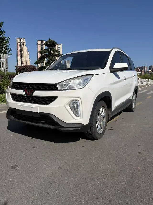 Wuling 2018 Hongguang S3 1.5 Comfort Edition, 7-8 Seats, Manual Transmission