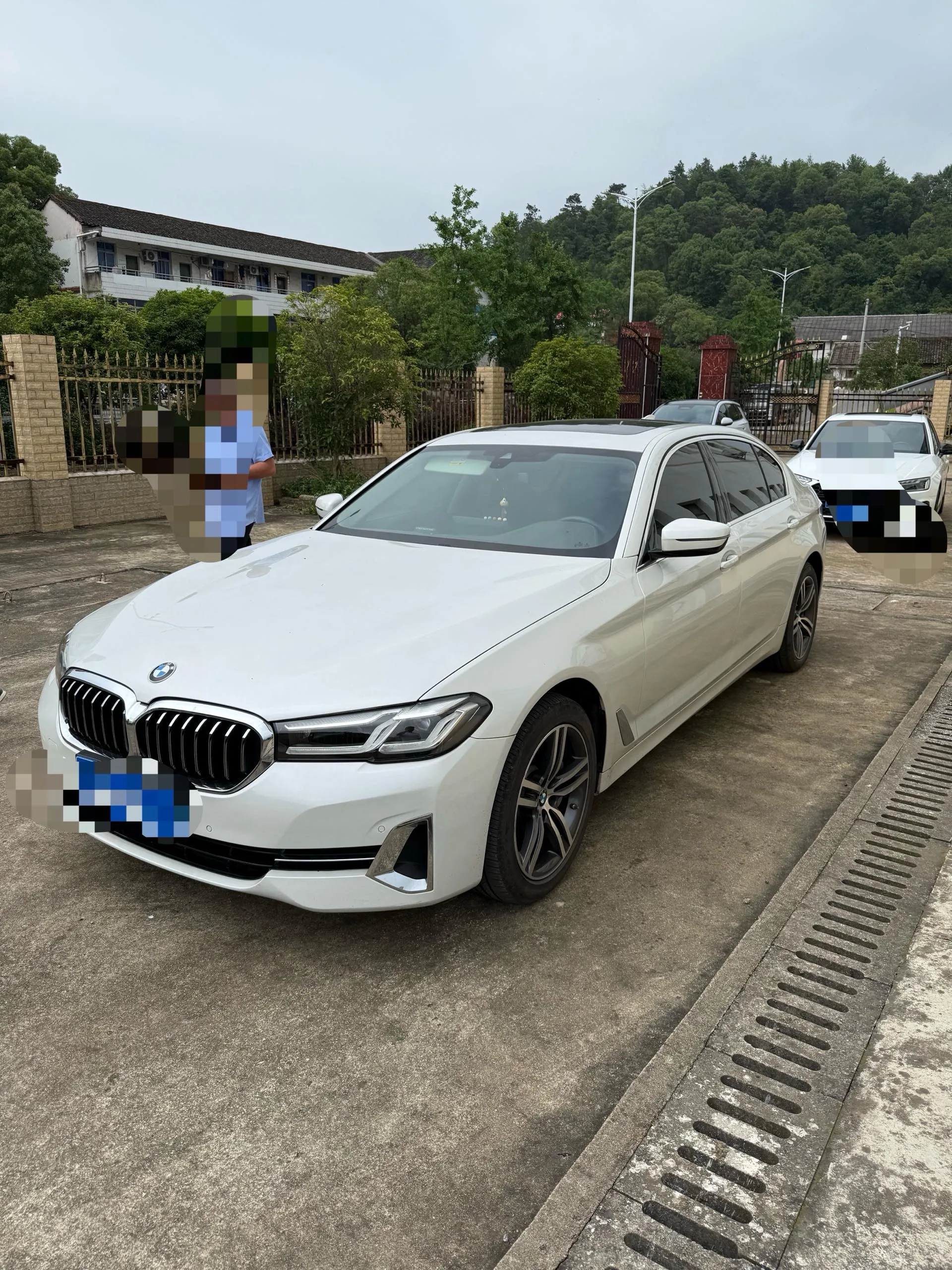 BMW 5 Series 2022 530Li Luxury Package