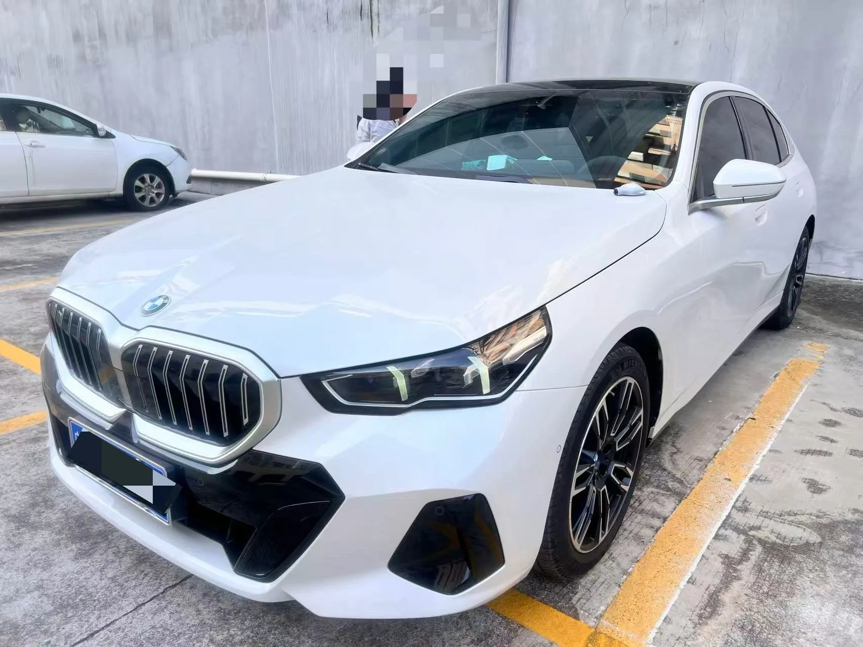 2026 BMW 5 Series 525Li 48V 2.0T M Sport Package Automatic