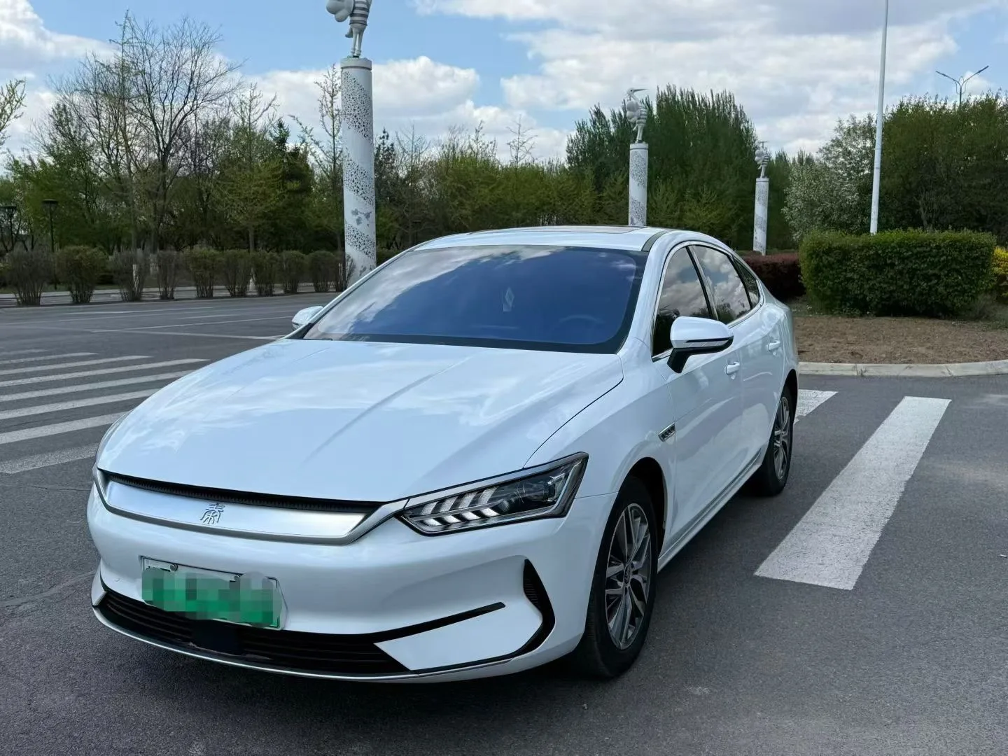 BYD 2023 Qin PLUS EV 420KM Champion Edition Leading Model Automatic