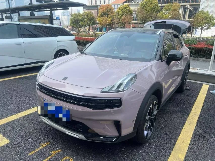 Lynk & Co 06 2021 1.5T Shero Pink Special Edition