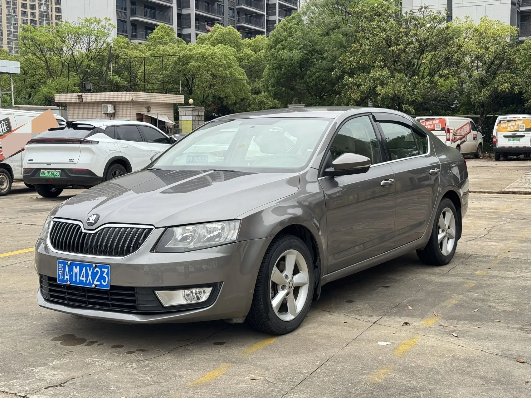 Octavia 2015 1.6L Automatic Elegance Edition