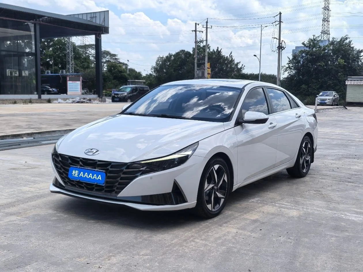 Hyundai Elantra 2022 1.5L CVT GLX Elite Edition