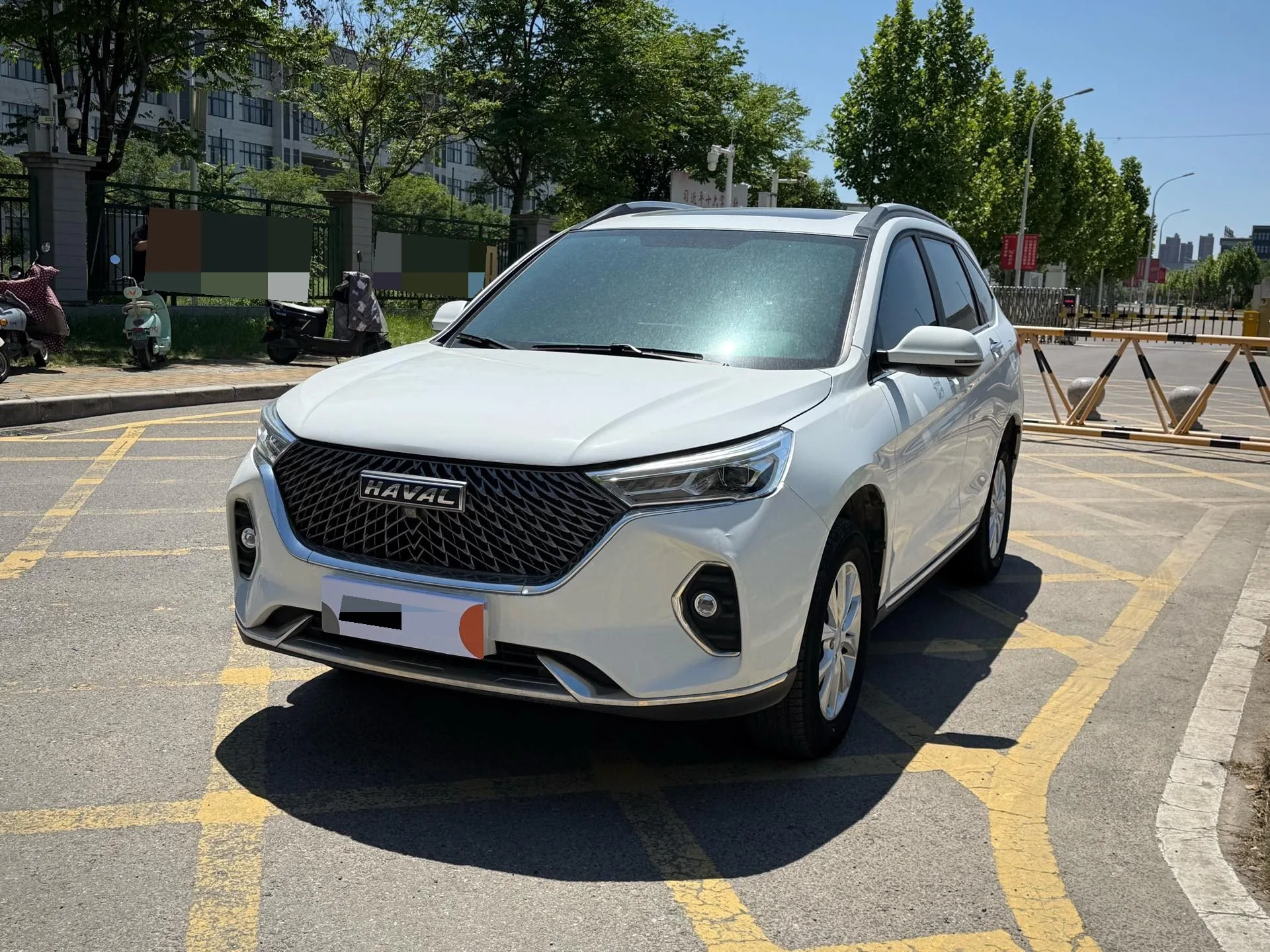 Haval M6 2021 PLUS 1.5T DCT Luxury Intelligent Connectivity Edition