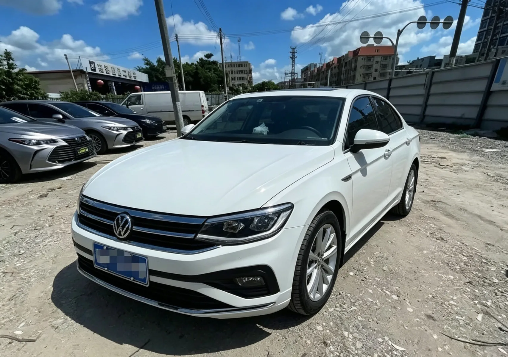 Bora 2023 200TSI DSG Smart Edition