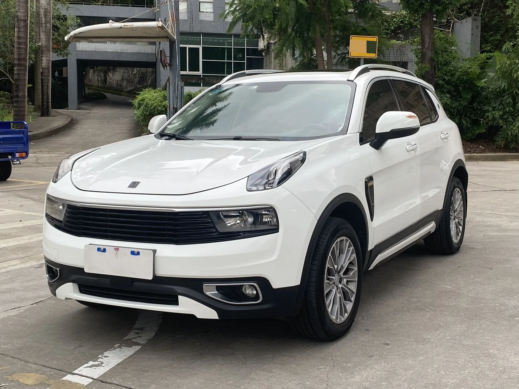 Lynk & Co 01 2017 2.0T Two-Wheel Drive
