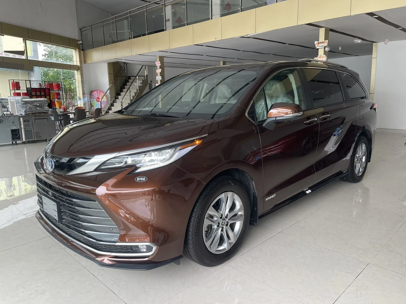 Toyota Sienna (Imported) 2021 Model Year Sienna 2.5 CVT U.S. Specification Automatic Transmission