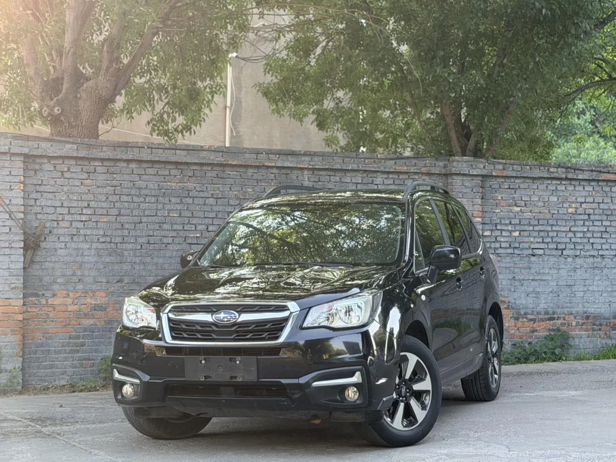 Forester 2016 2.0i Luxury Navigation Edition