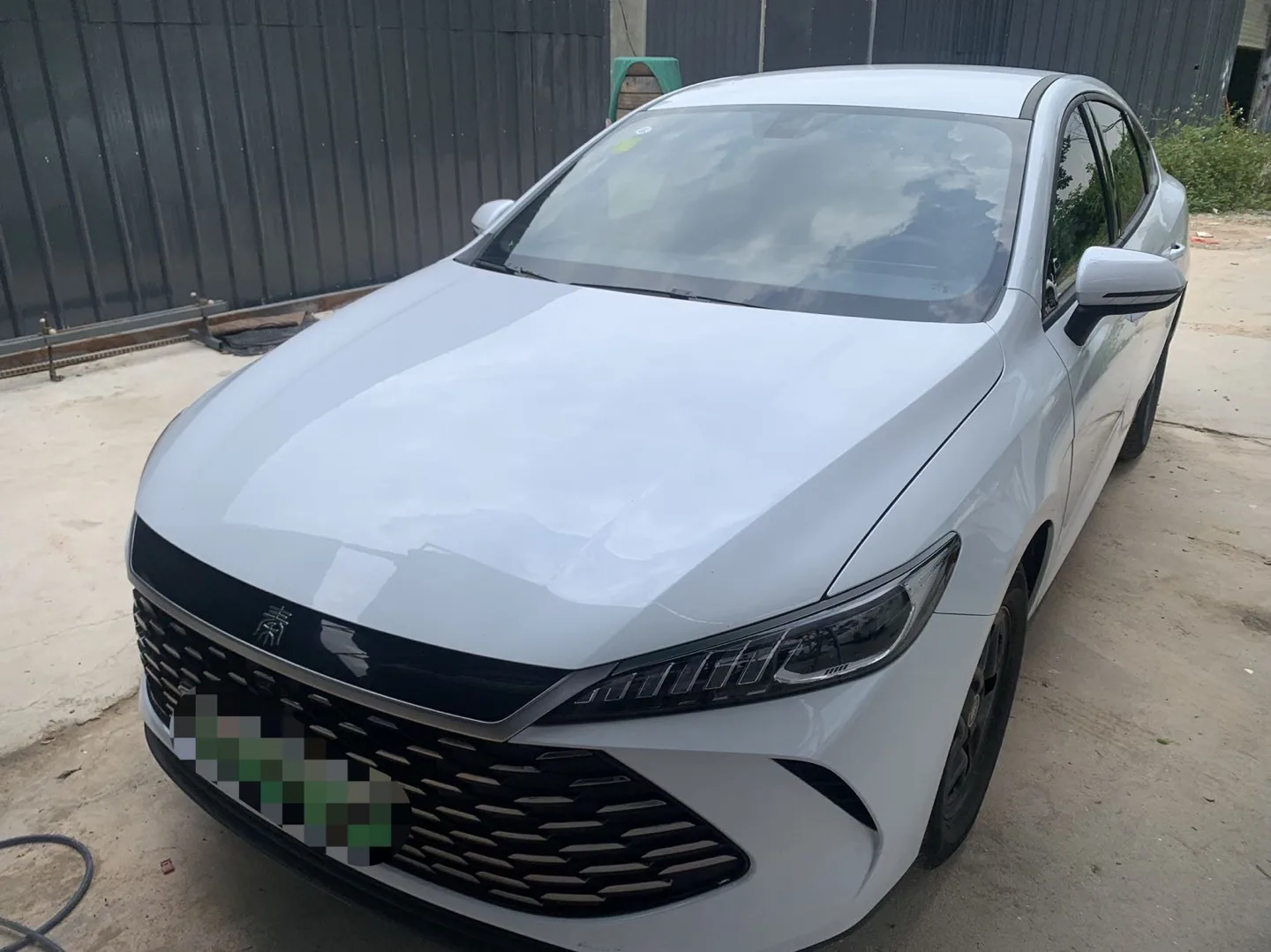 BYD 2025 Qin PLUS DM-i 1.5 CVT Intelligent Driving Edition 55KM Leading Model Automatic