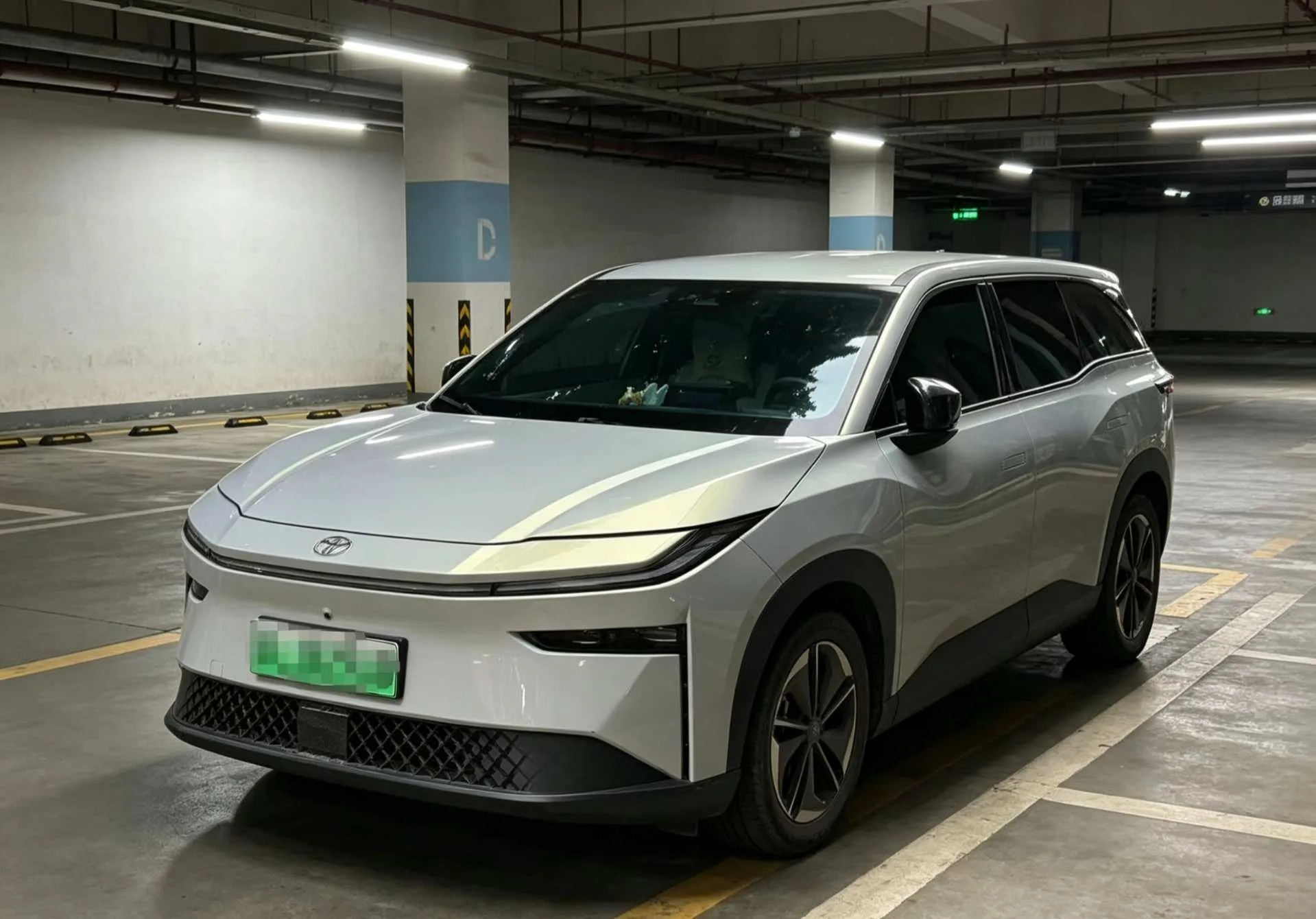 Toyota 2025 Platinum 3X 520 Pro Automatic