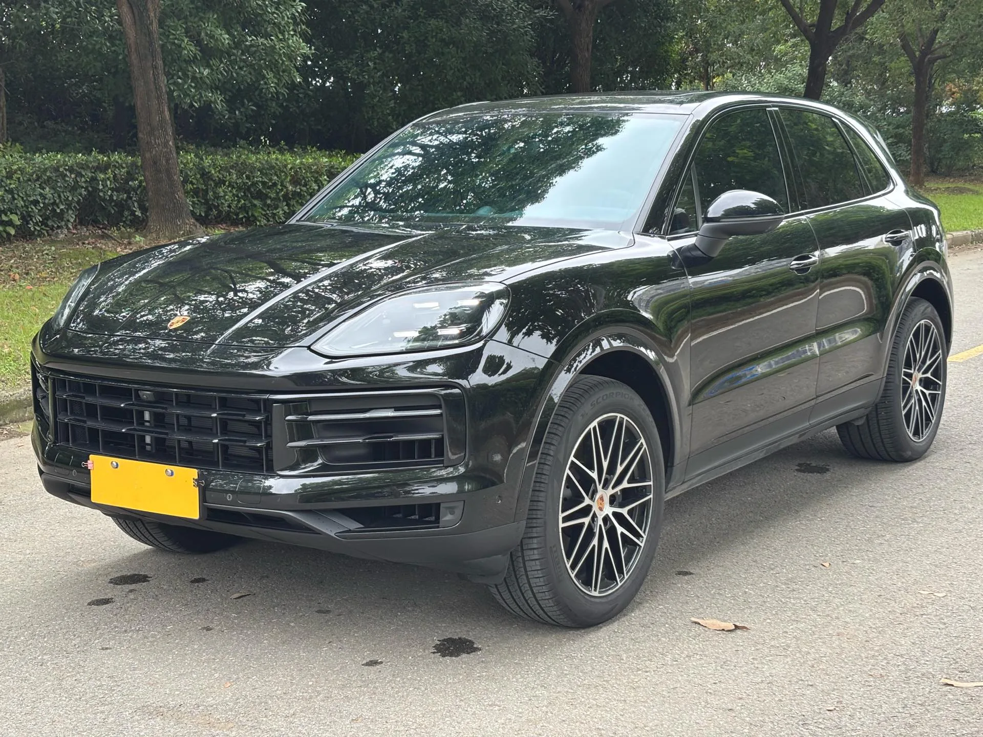 Porsche Cayenne (Imported) 2026 Model Year Cayenne 3.0T Automatic Transmission
