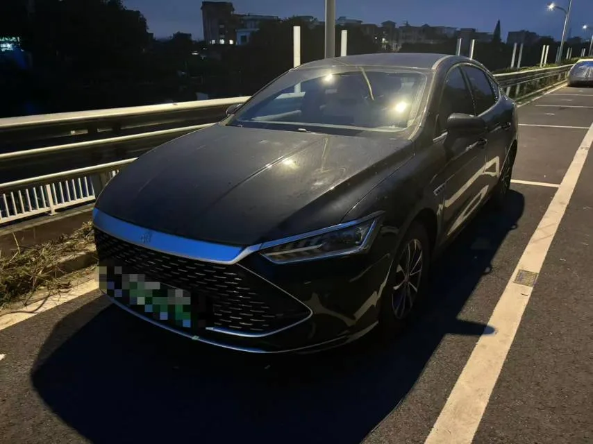 BYD 2023 Qin PLUS DM-i 1.5 CVT Champion Edition Leading Model 55KM Automatic