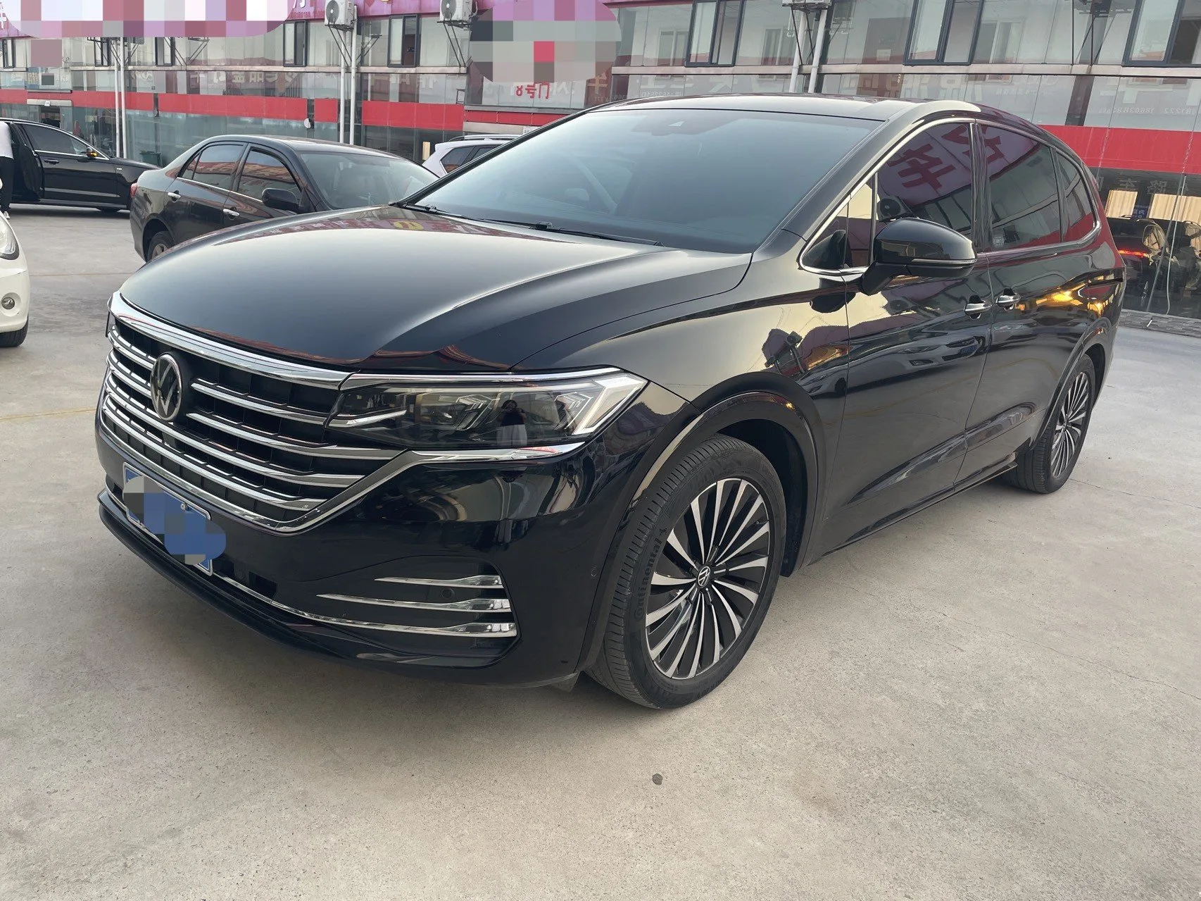 Viloran 2020 380TSI Premium Edition