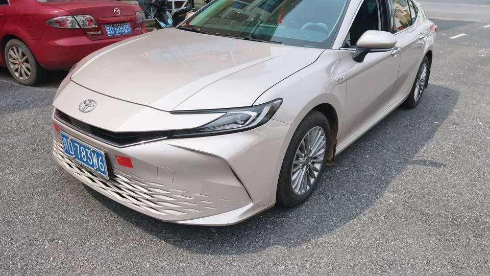 Toyota Camry Hybrid