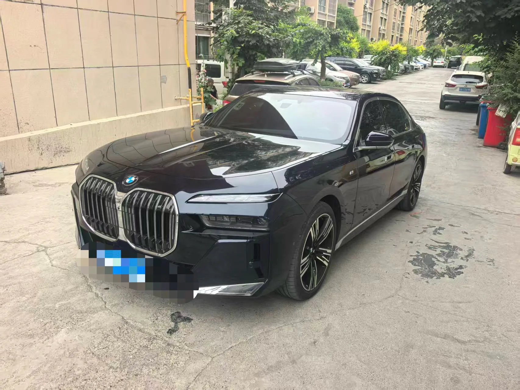 BMW 7 Series (Imported) 2023 Model Year 740Li 48V 3.0T Luxury Line M Sport Package Automatic Transmission