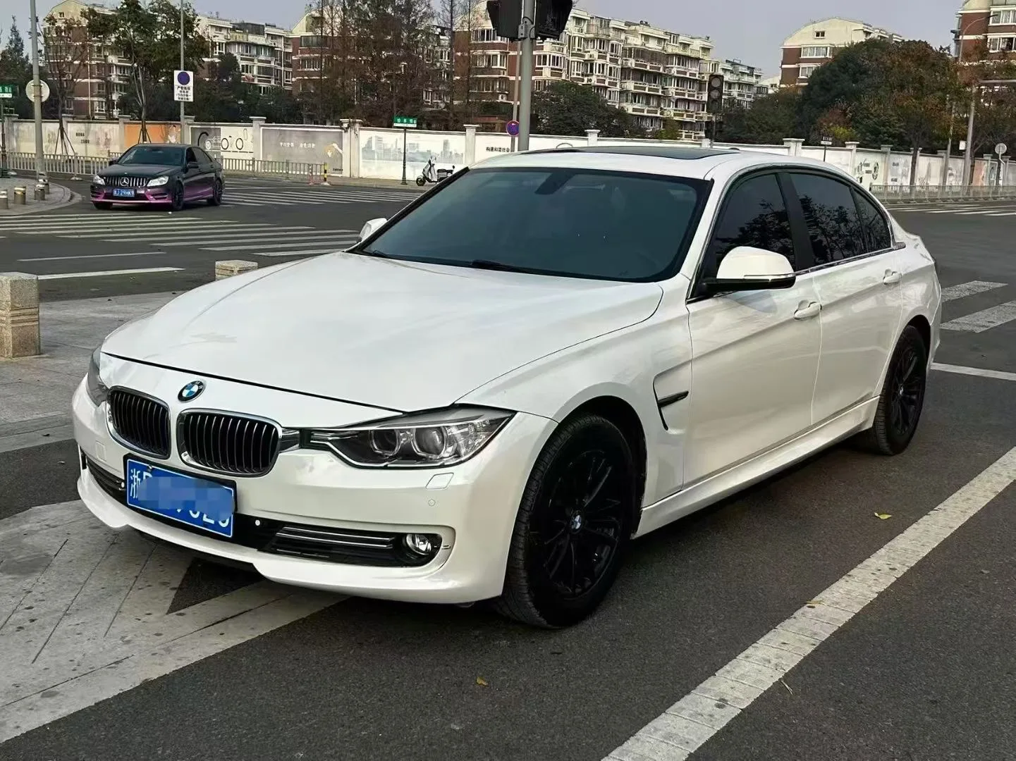 2015 BMW 3 Series 320Li Luxury Design Package