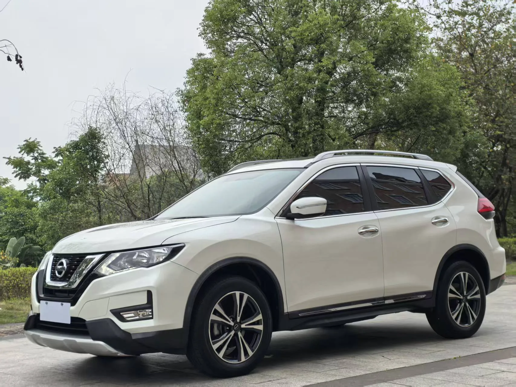 2019 Nissan X-Trail 2.5L CVT Smart Connect Premium Edition 4WD