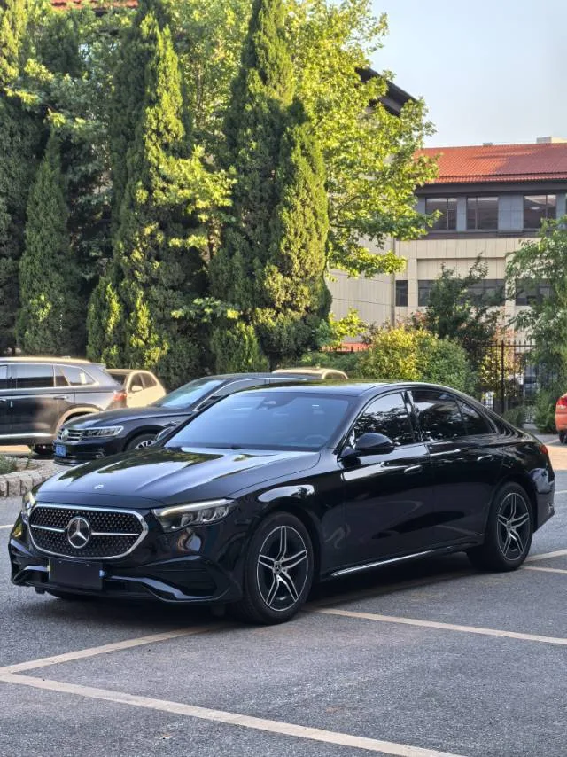 Mercedes-Benz E-Class (Imported) 2025 Model Year E 260 48V 2.0T Sport Edition, Automatic Transmission