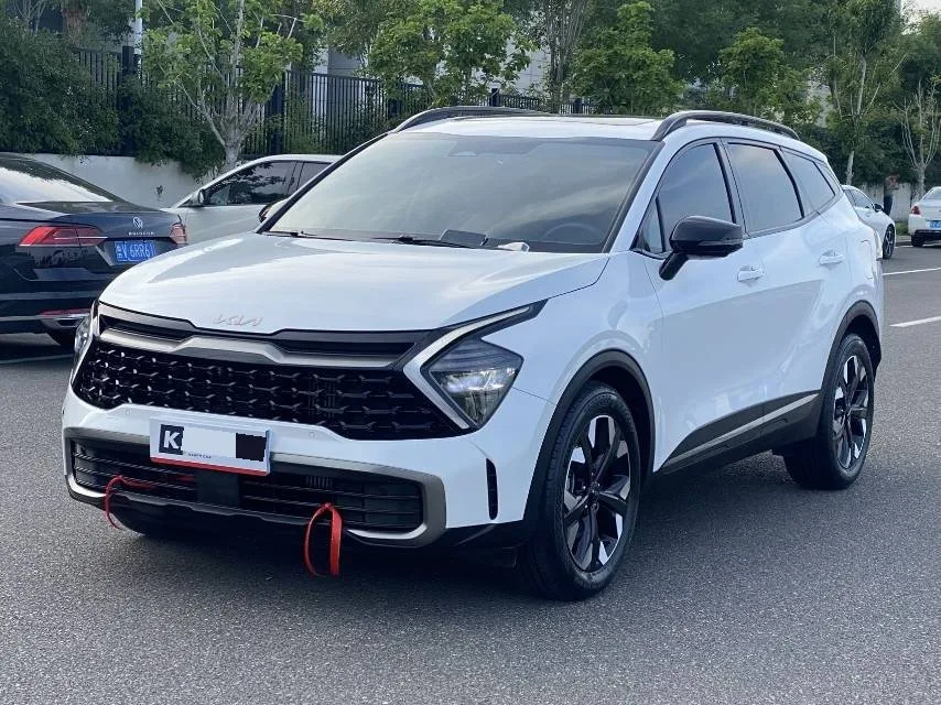 Lion Platinum Explorer 2023 2.0T FWD Premium Edition