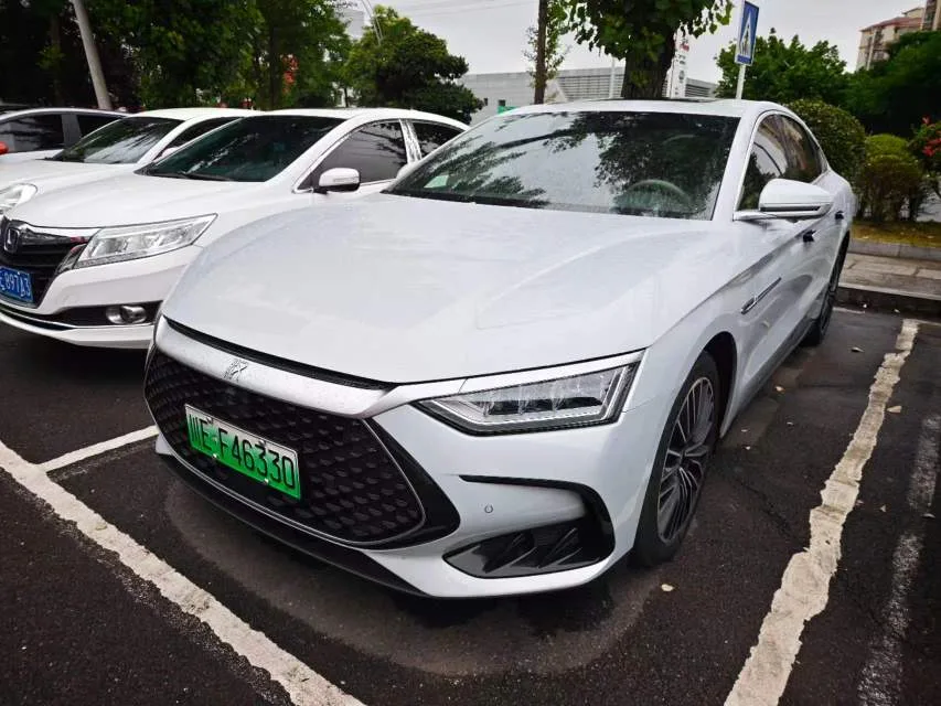 BYD 2024 Han DM-i 1.5T CVT Glory Edition 121KM Premium Automatic