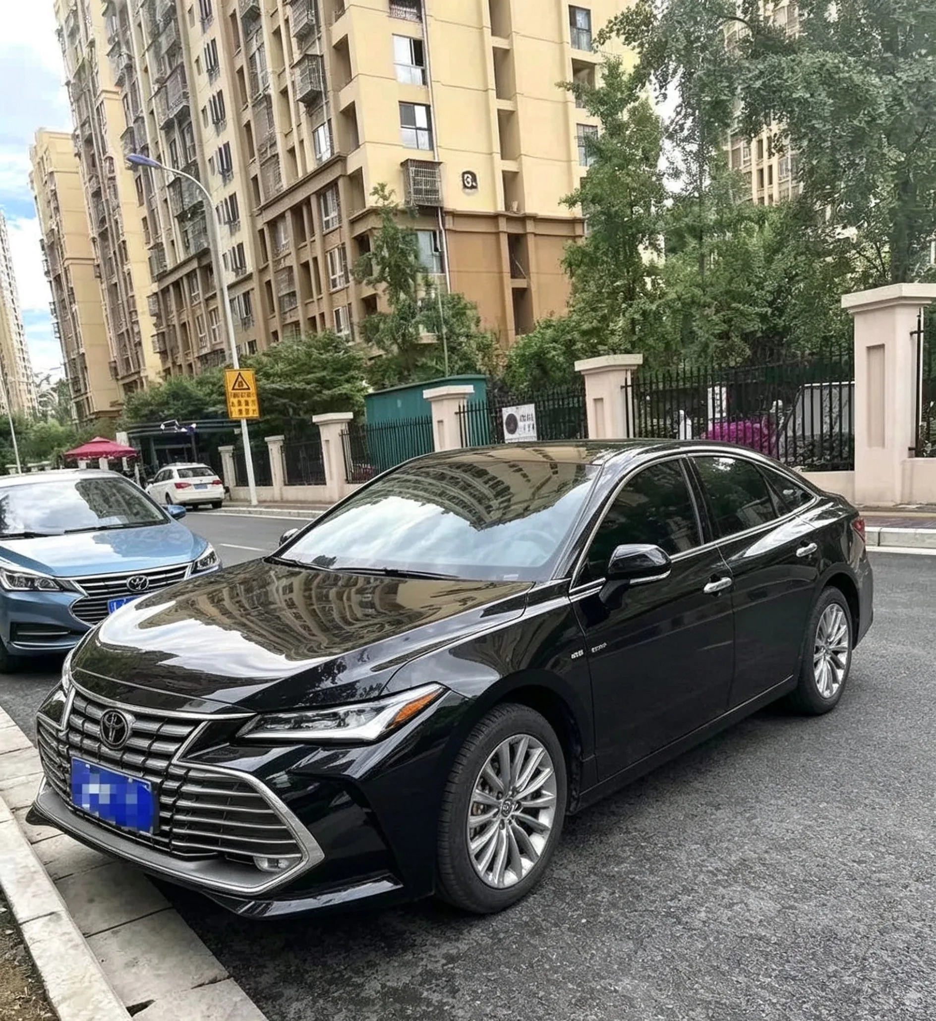 2024 Toyota Avalon Hybrid 2.0 CVT Luxury Edition Automatic
