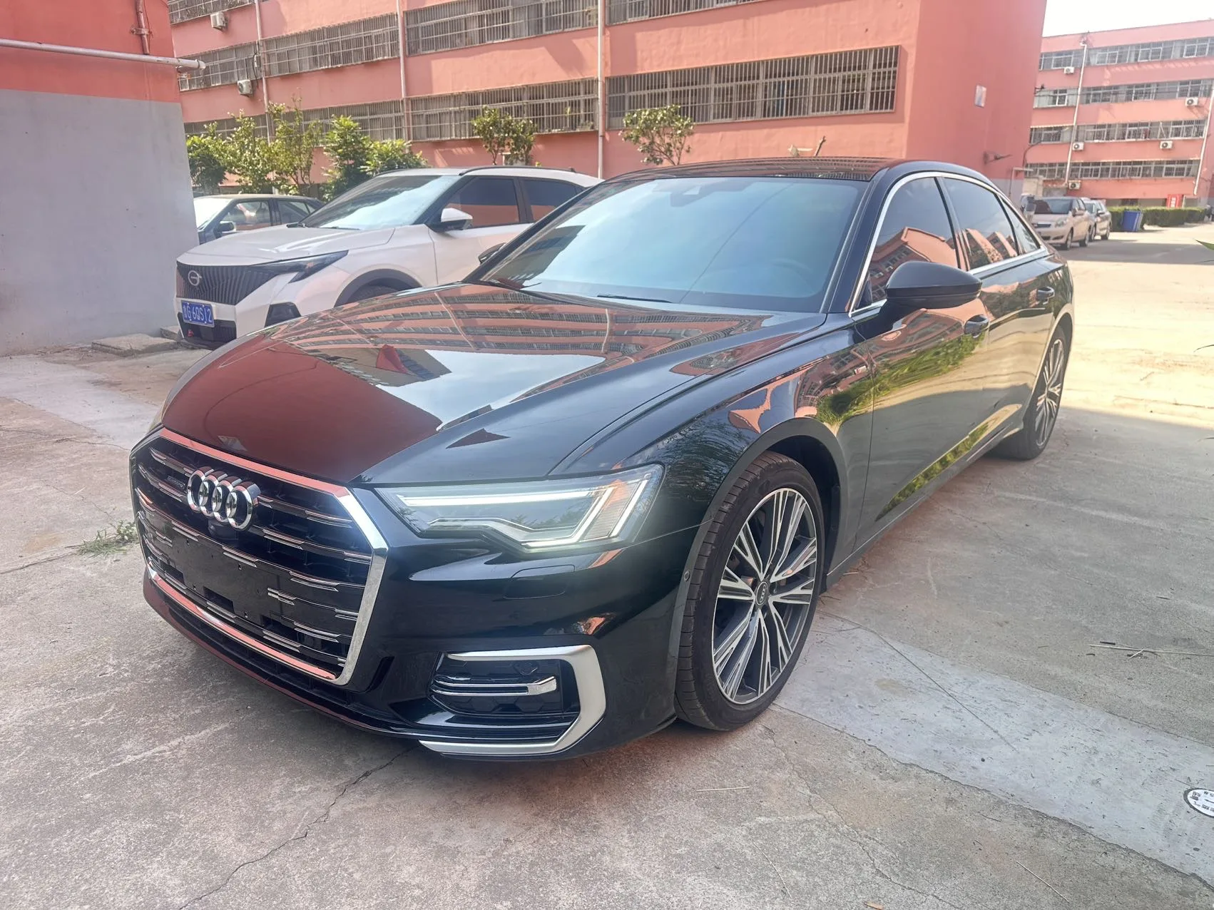 2022 Audi A6L 55 TFSI quattro Premium Sport