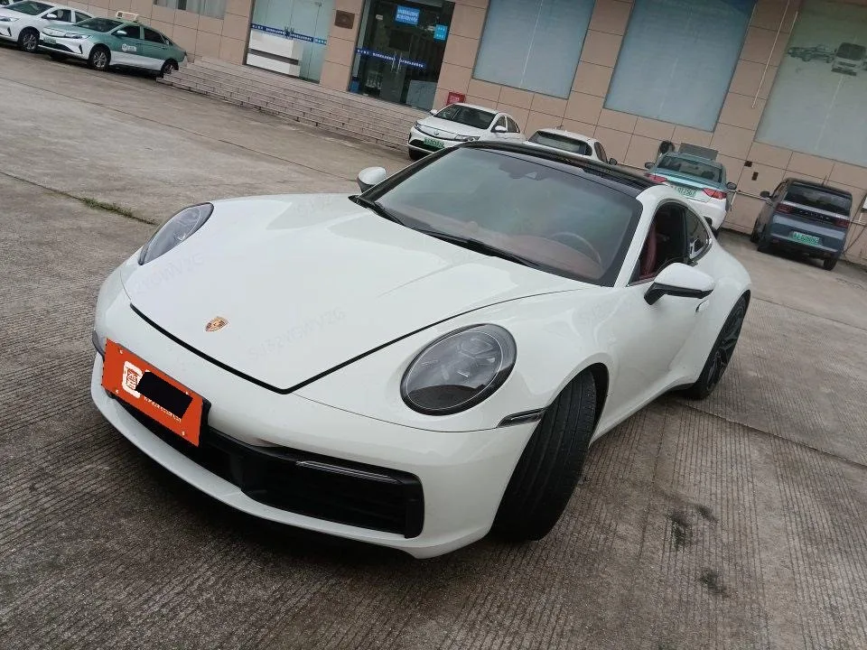 2022 Porsche 911 Carrera 3.0T