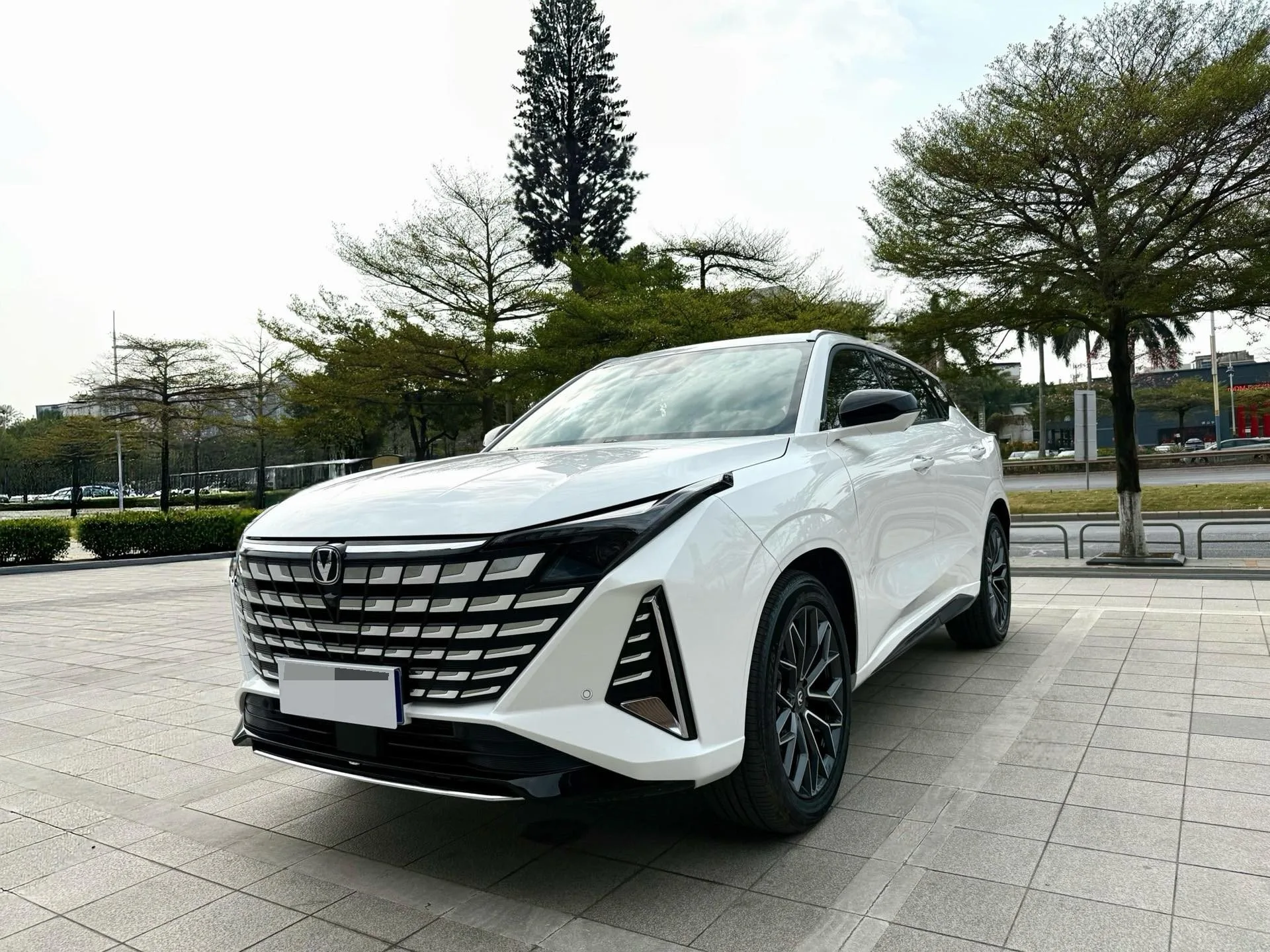 Changan UNI-Z 2025 1.5T Premium Edition