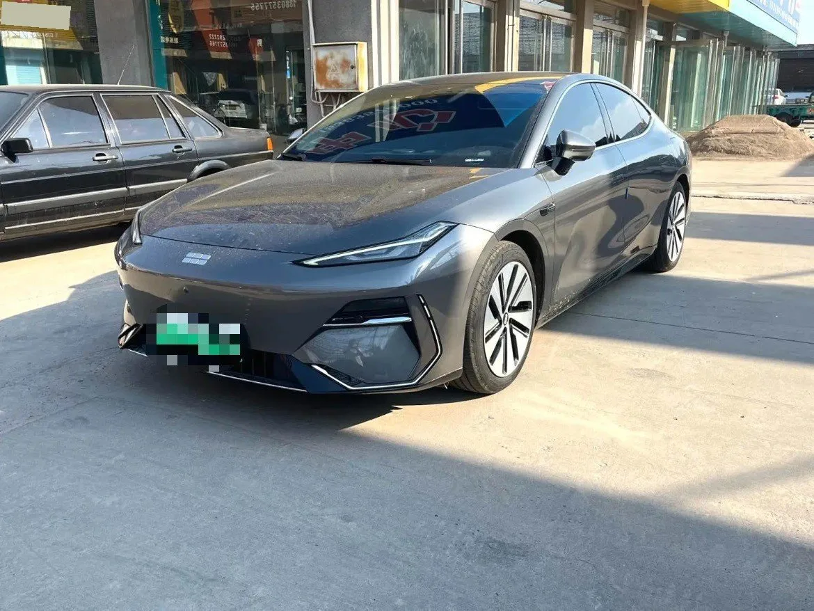 Galaxy E8 2024 Model, 665 km Range, Rear-Wheel Drive, Star Ship Long-Range Edition