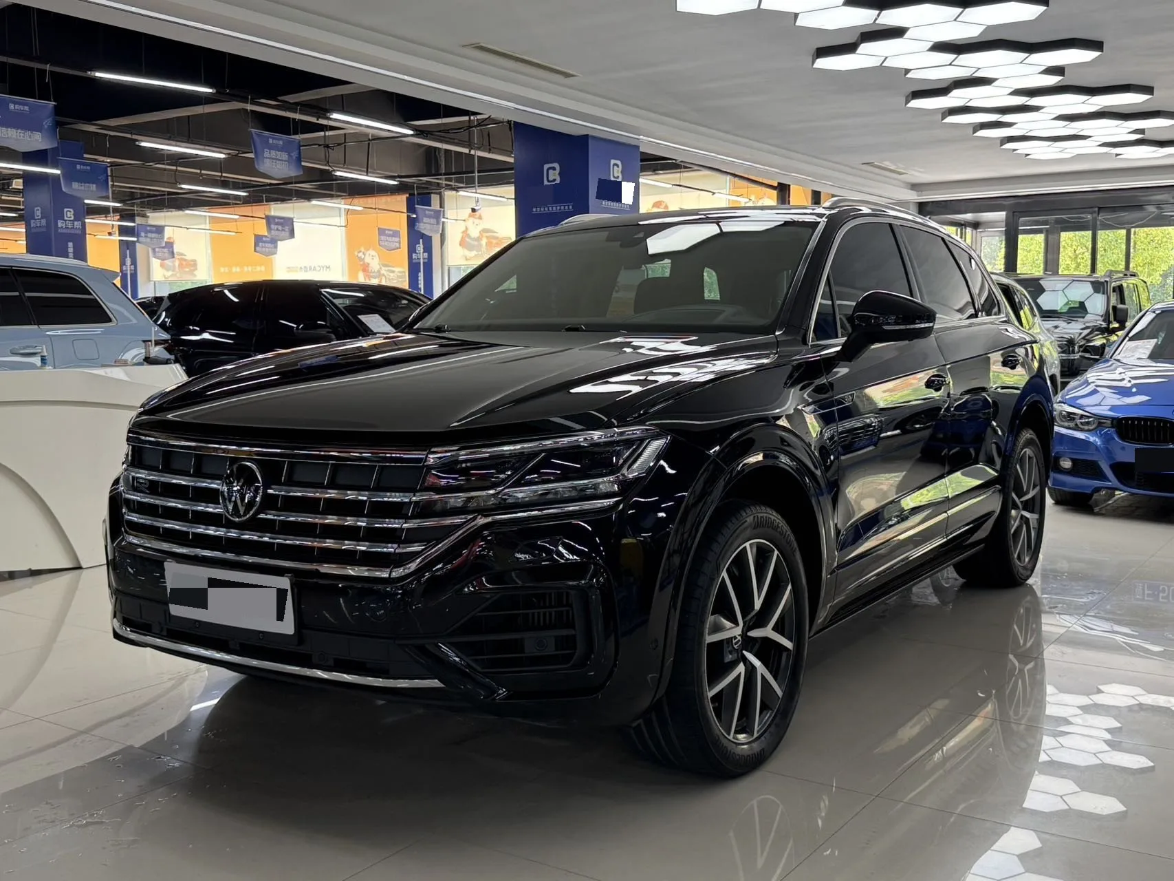 Touareg 2022 3.0TSI R-Line Classic Sport Package