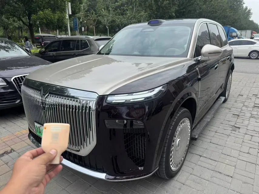 Lan图 2026 Taishan X8 EV ULTRA+ Automatic Transmission