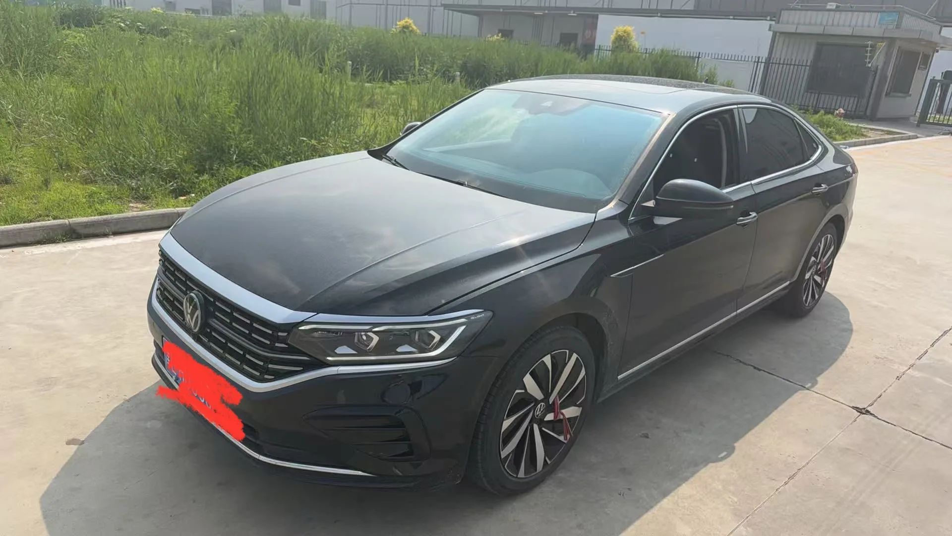 Volkswagen 2025 Passat 2.0TSI 380TSI Outstanding Edition Dragon Edition Automatic