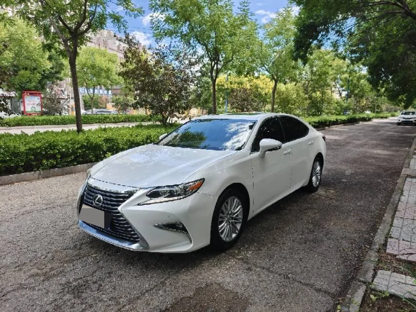 Lexus ES 2015 200 Elite Edition
