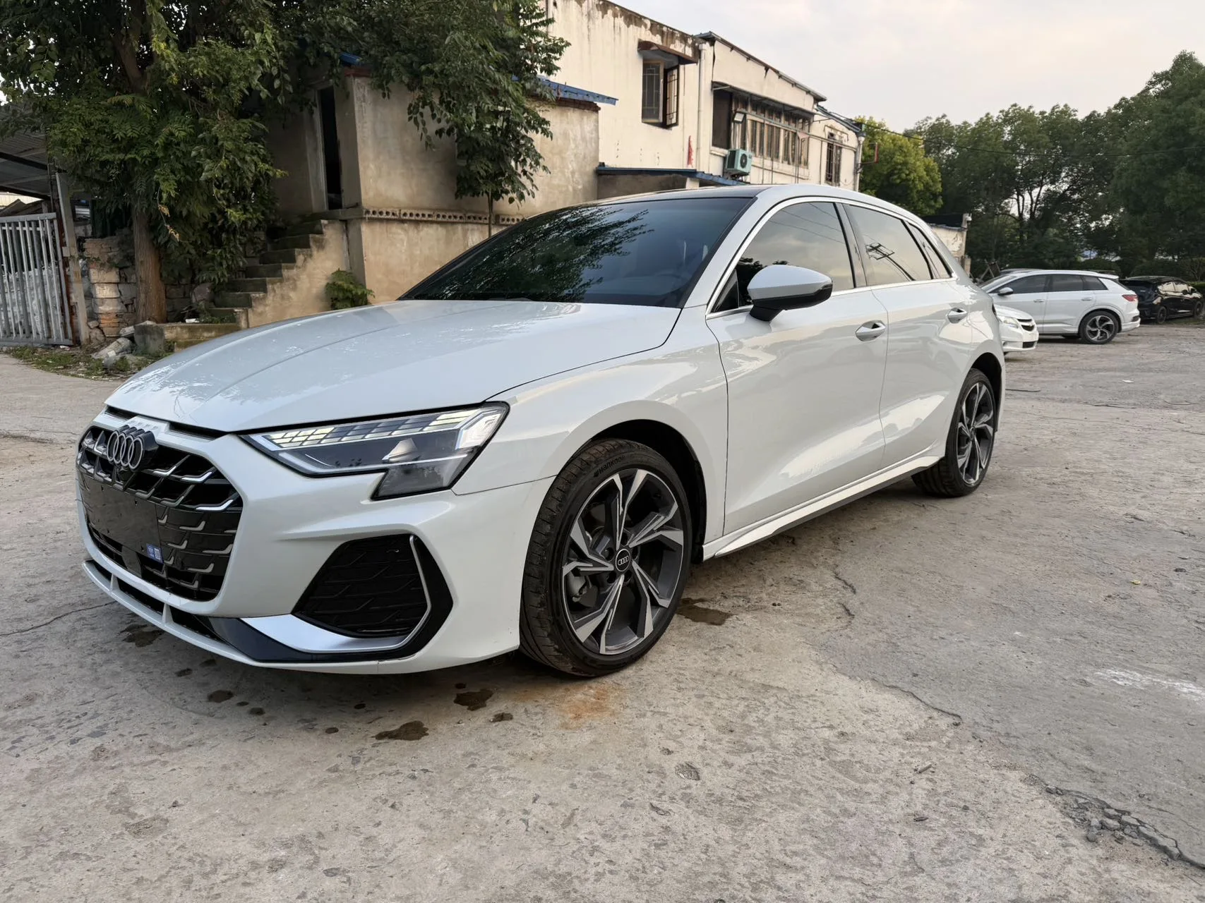 2025 Audi A3 Sportback 1.5TFSI 35TFSI Flying Spur Luxury Automatic