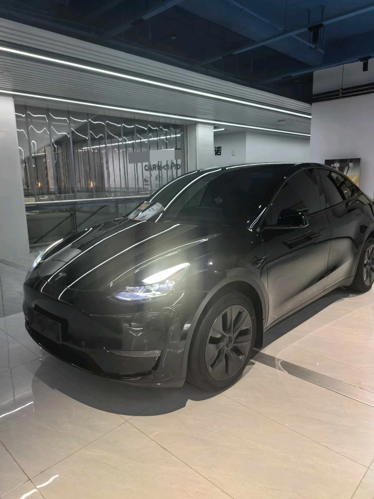 Model Y 2023 Long Range All-Wheel Drive