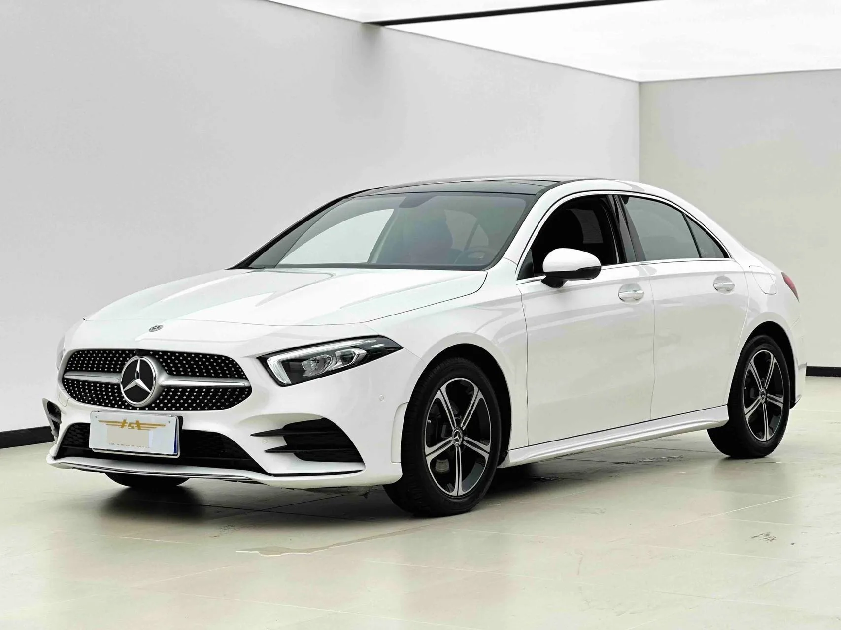 Mercedes-Benz A-Class 2022 A 200 L Sport Sedan Fashion Edition