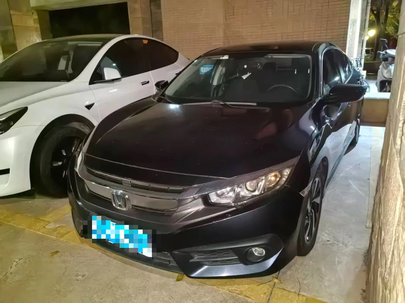 2016 Civic 220TURBO CVT Luxury Edition