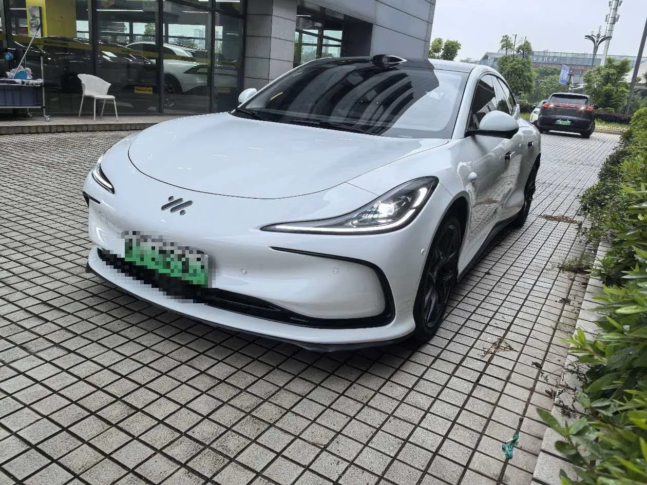 Zhiji L6 2024 Max Standard Edition