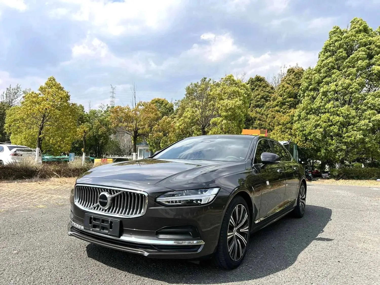 2023 Volvo S90 B5 Smart Long-Range Luxury Edition