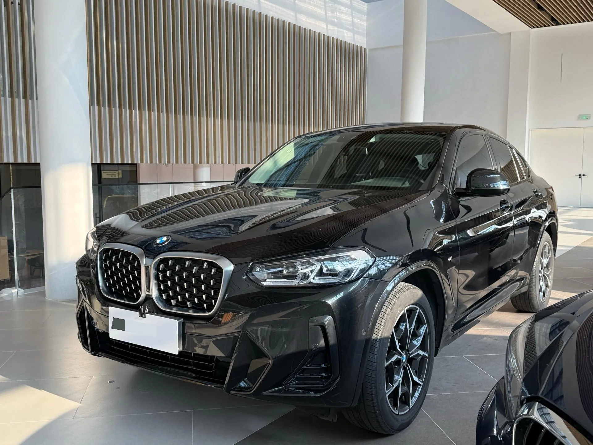 2022 BMW X4 xDrive 25i M Sport Package