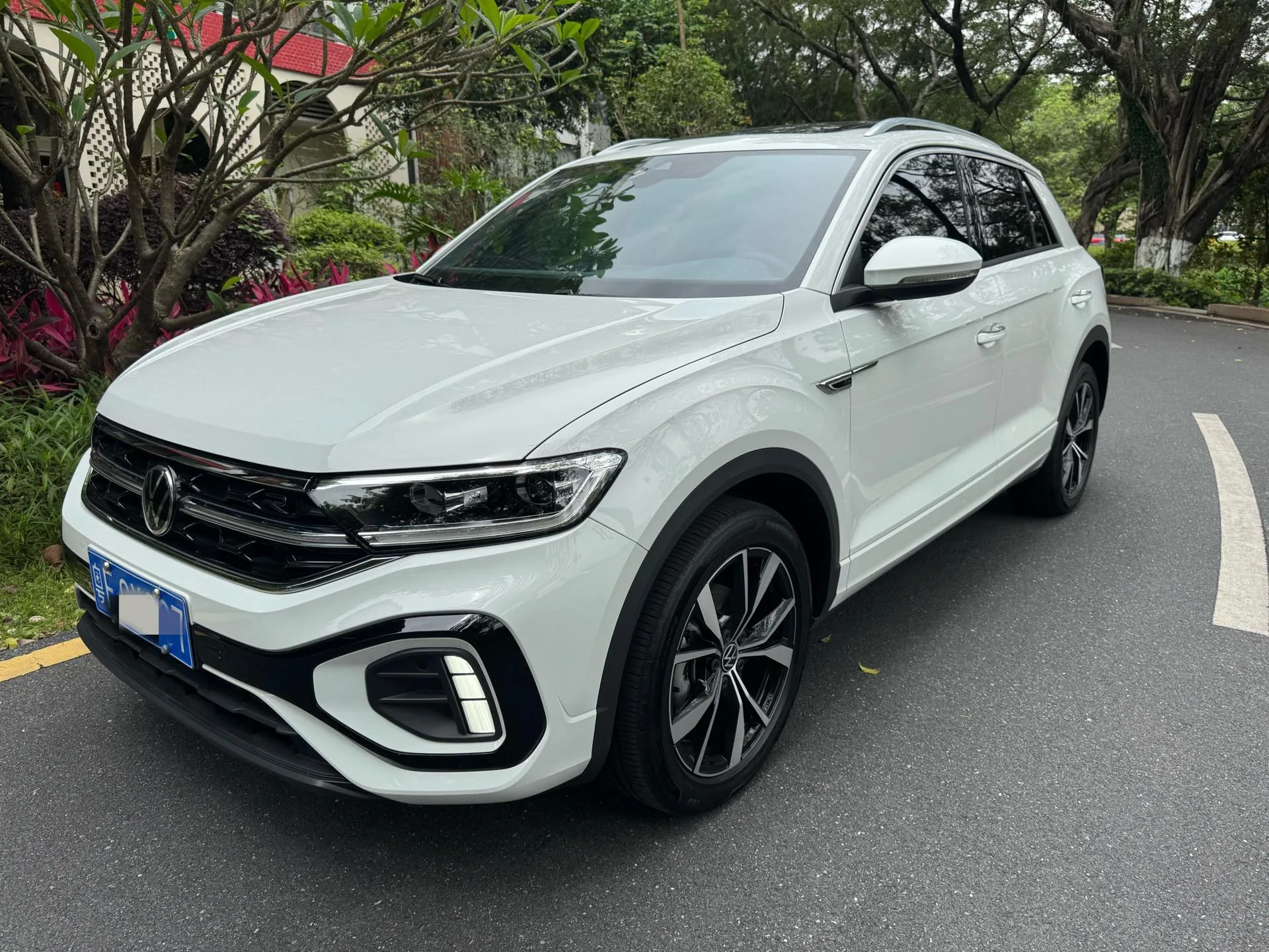 Volkswagen 2024 T-Roc 1.5TSI 300TSI 2WD Chenguang Edition Automatic