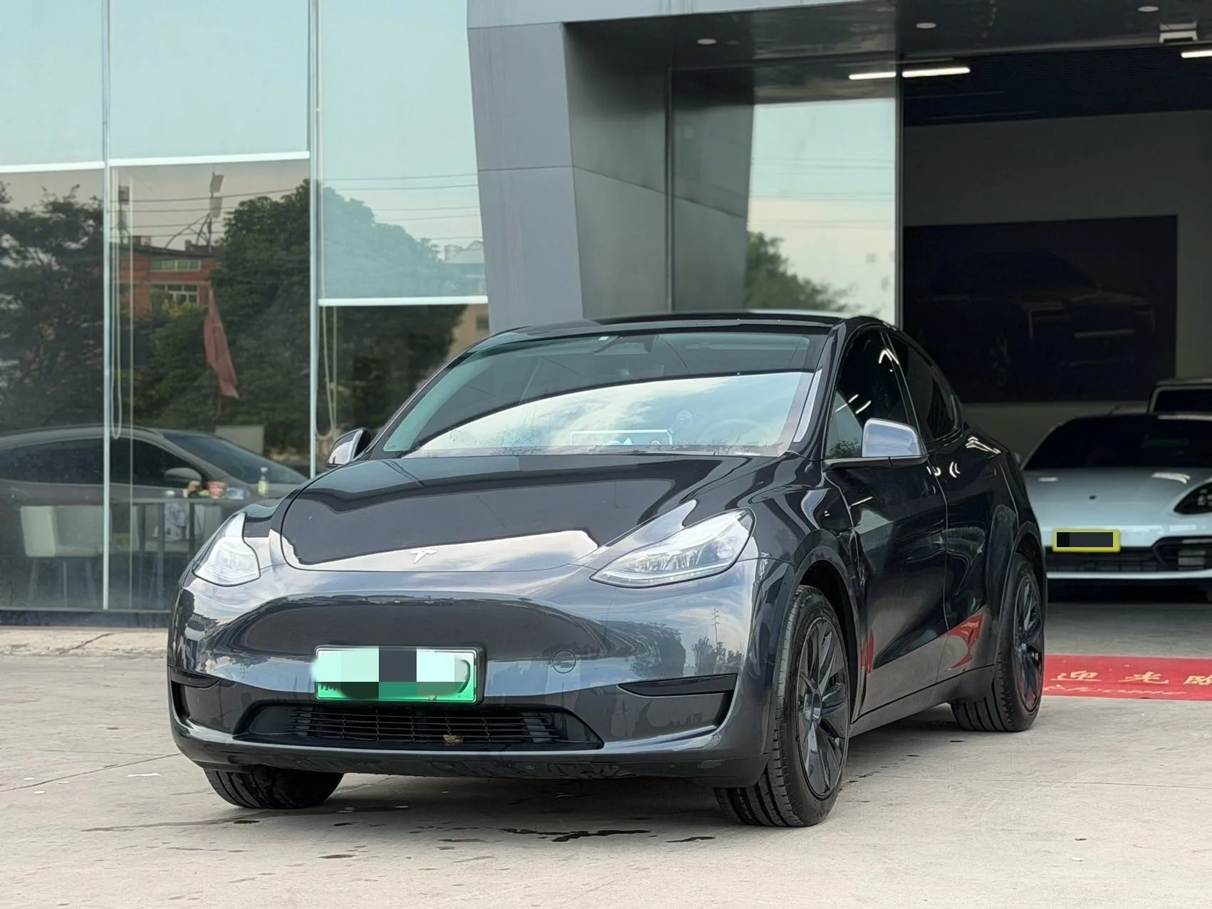 Model Y 2024 Rear-Wheel Drive