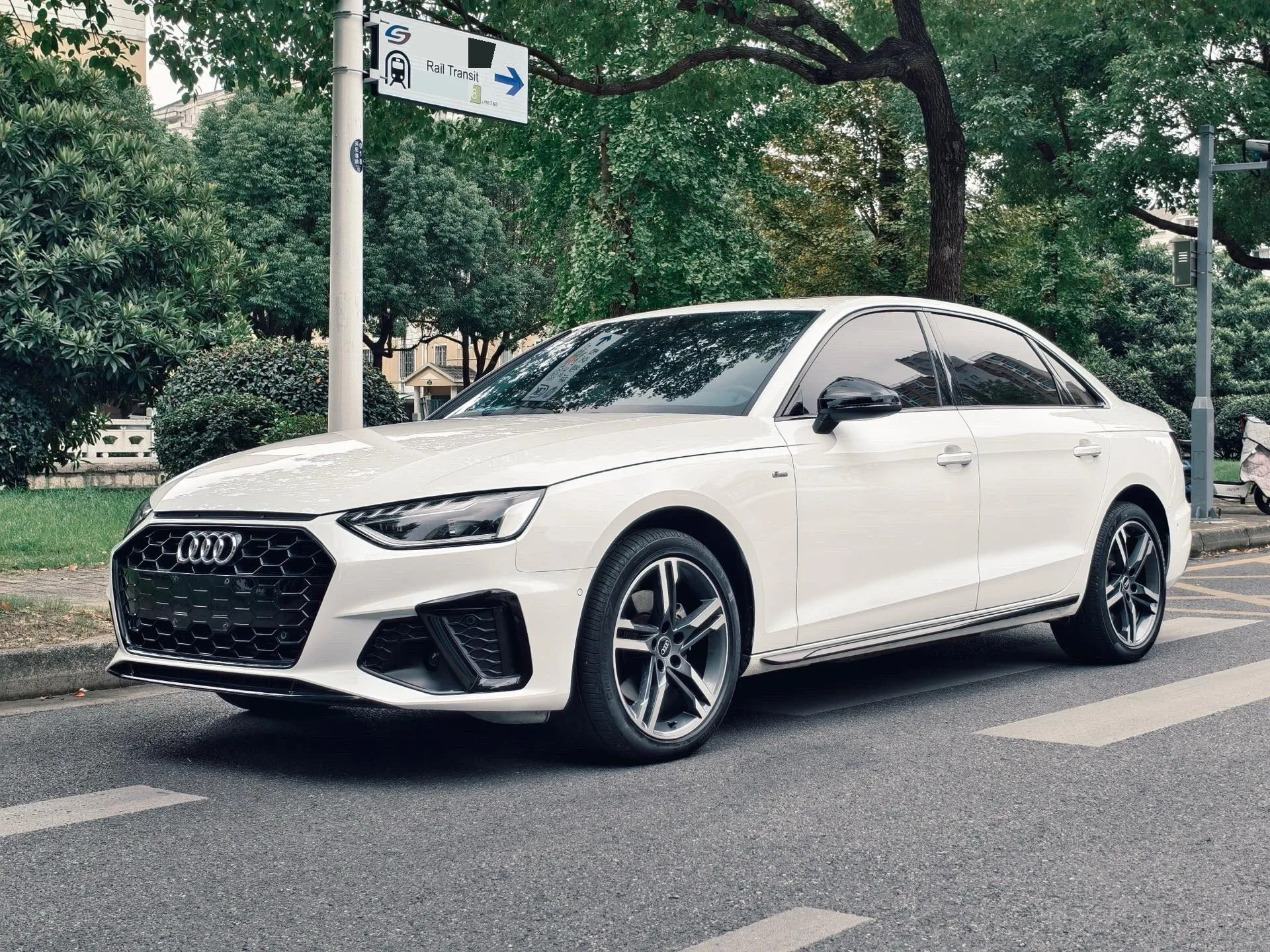 Audi A4L 2022 40 TFSI Luxury Dynamic